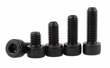 Винт М3х8 (5шт) черные