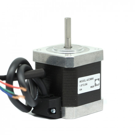 Шаговый двигатель NEMA 17 Leadshine 42CM06
